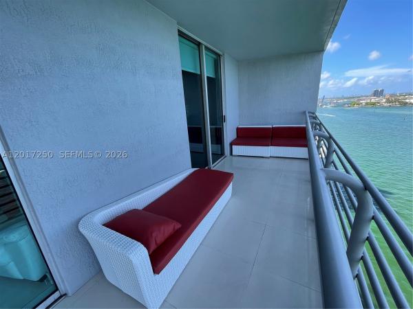 One Miami East, 335 S Biscayne Blvd #1209, Miami, Florida 33131, image 2