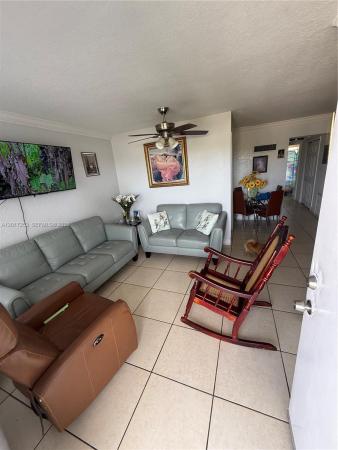 7101 SW 89th Ct #305, Unincorporated Dade County, Florida 33173, image 1