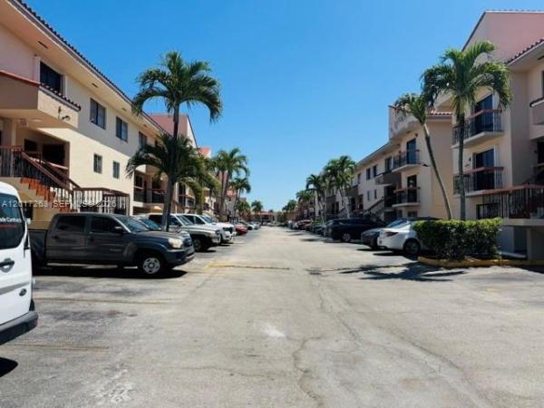 Vista Alegre Townhomes, 5650 W 26th Ct #206, Hialeah, Florida 33016, image 1