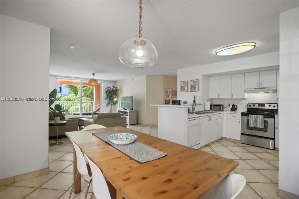 The Yacht Club At Aventura, 19555 E Country Club Dr #8502, Aventura, Florida 33180, image 1
