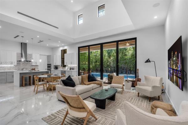 Granada, 1010 Genoa St, Coral Gables, Florida 33134, image 1