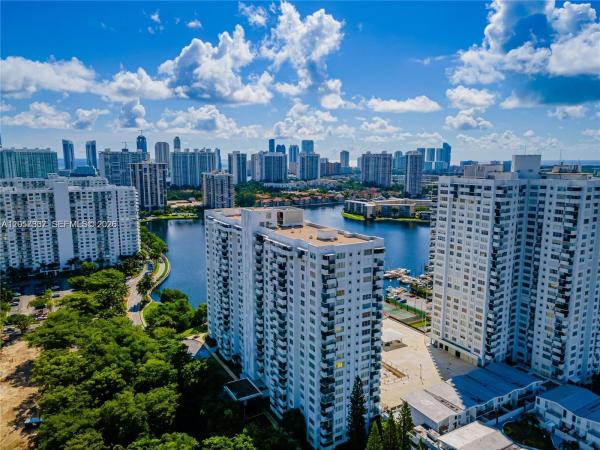 Commodore Plaza Century, 2780 NE 183rd St #1007, Aventura, Florida 33160, image 1