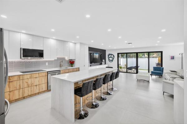 Hollywood Gardens, 3848 Atlanta St, Hollywood, Florida 33021, image 1
