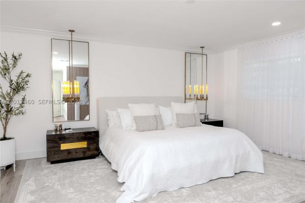 Loch Lomond, 15761 Turnberry Dr, Miami Lakes, Florida 33014, image 1