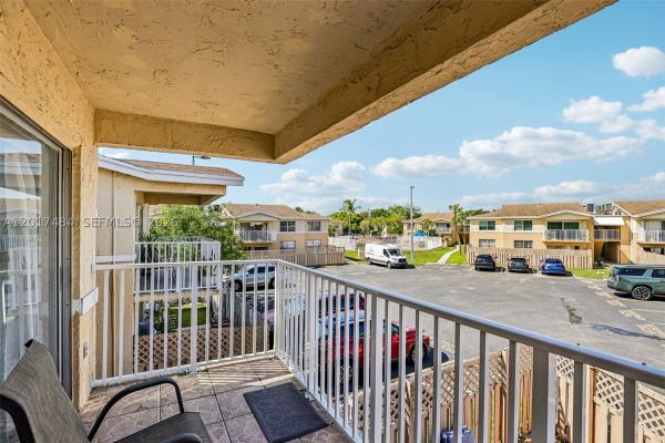 Doral Gardens, 4520 NW 79th Ave #2D, Doral, Florida 33166, image 2