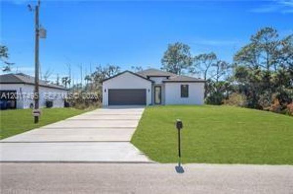 Lehigh Acres, 621 Greenbriar Blvd, Lehigh Acres, Florida 33972, image 1