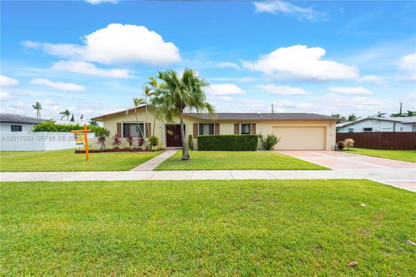 Pine Manor, 224 NW 19th St, Homestead, Florida 33030, image 1