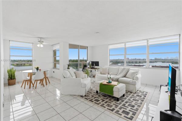 1351 NE Miami Gardens Dr #806E, Unincorporated Dade County, Florida 33179, image 1