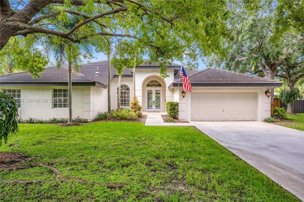Cutler Country Groves, 7944 SW 187th St, Cutler Bay, Florida 33157, image 1