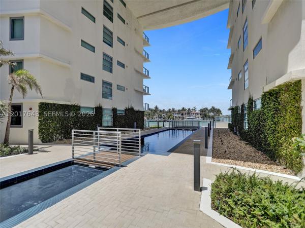 Peloro, 6620 Indian Creek Dr #114, Miami Beach, Florida 33141, image 2
