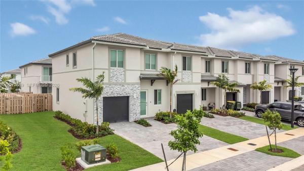 725 SE 14th Ct, Homestead, Florida 33034, image 2