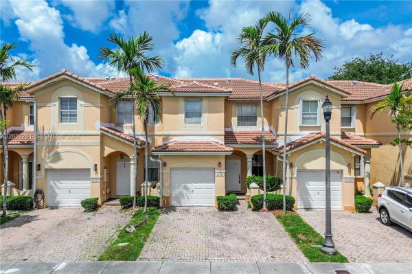 12172 SW 124th Path, Unincorporated Dade County, Florida 33186, image 2