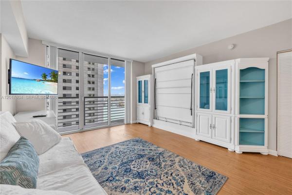 One Miami East, 335 S Biscayne Blvd #2706, Miami, Florida 33131, image 1