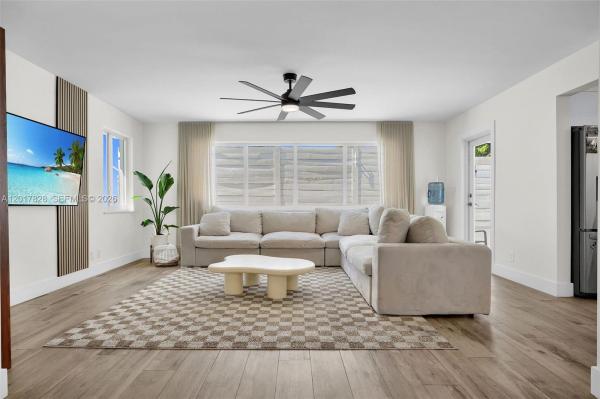 Hollywood Lakes, 1301 Hollywood Blvd, Hollywood, Florida 33019, image 1