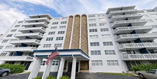 Meadowbrook Towers, 401 NE 14th Ave #507, Hallandale Beach, Florida 33009, image 1