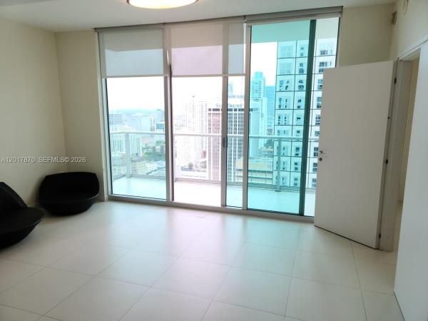 Met 1, 300 S Biscayne Blvd #T-3303, Miami, Florida 33131, image 1