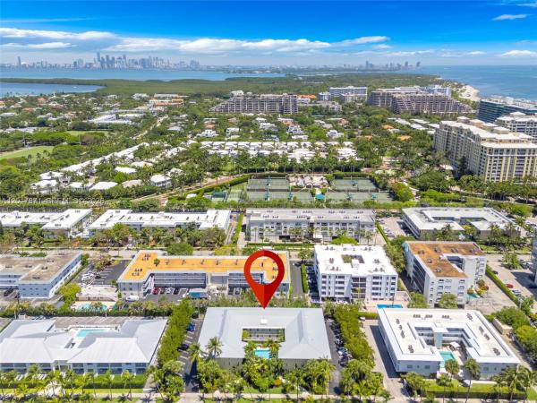 Cay Polynesia, 255 Sunrise Dr #207, Key Biscayne, Florida 33149, image 1