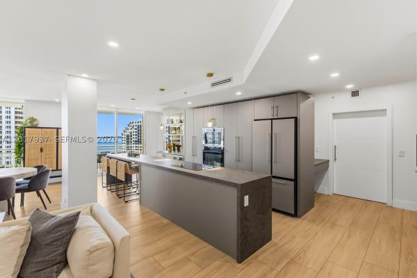 One Tequesta Point, 888 Brickell Key Dr #1207, Miami, Florida 33131, image 1