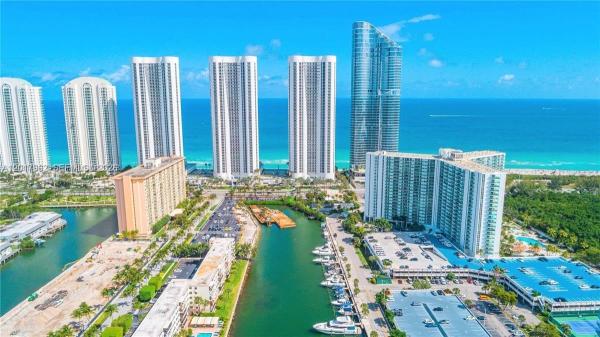 Arlen House East, 100 Bayview Dr #309, Sunny Isles Beach, Florida 33160, image 2