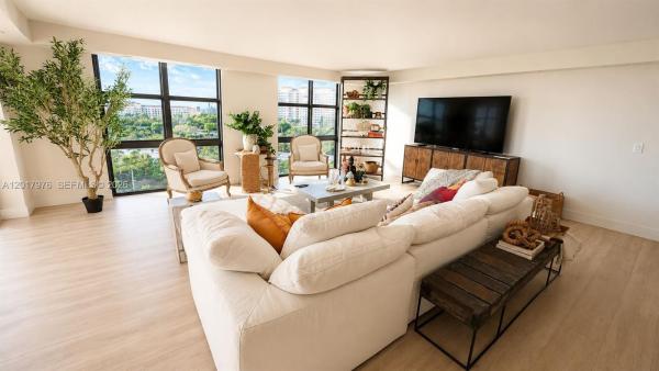 Towers Of Key Biscayne, 1121 Crandon Blvd #E708, Key Biscayne, Florida 33149, image 2