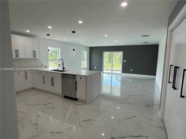 1125 Milwaukee Blvd, Lehigh Acres, Florida 33974, image 1