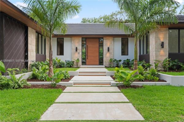 7840 SW 98th St, Unincorporated Dade County, Florida 33156, image 1