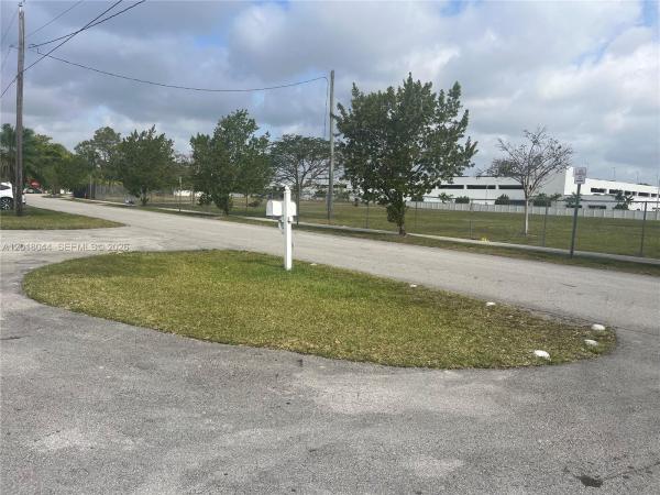 Benson Park, 9260 SW 164th St, Palmetto Bay, Florida 33157, image 1