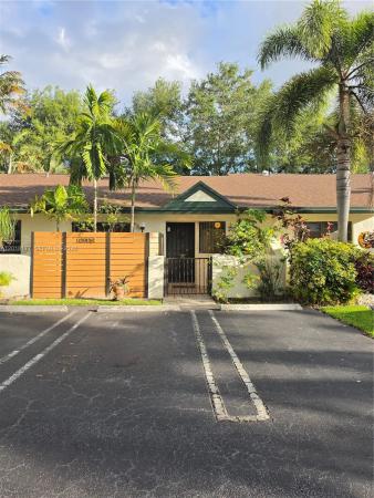 10908 SW 72nd St #215, Unincorporated Dade County, Florida 33173, image 1