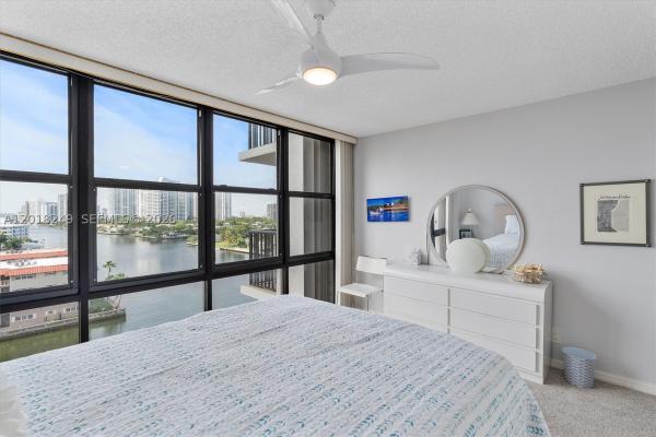Avant Garde, 2017 S Ocean Dr #910, Hallandale Beach, Florida 33009, image 3