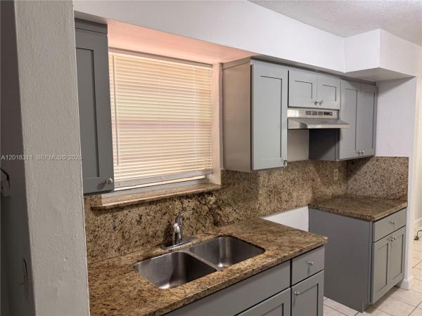 Dixie Highway, 311 NE 57th St, Miami, Florida 33137, image 1