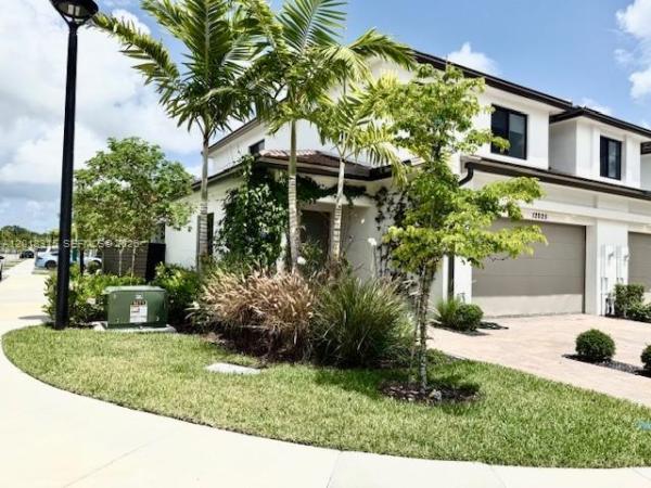 12025 SW 83rd Pl, Unincorporated Dade County, Florida 33156, image 1