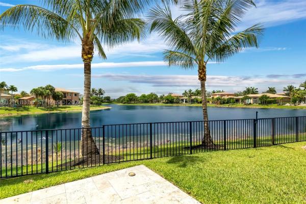 The Glen At Heron Bay, 11075 NW 79th Pl, Parkland, Florida 33076, image 3