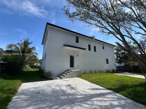 1755 NW 107th St, Unincorporated Dade County, Florida 33167, image 1