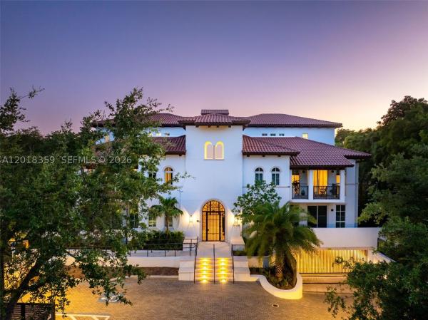 Villa Biltmore, 1228 Anastasia Ave #304, Coral Gables, Florida 33134, image 3