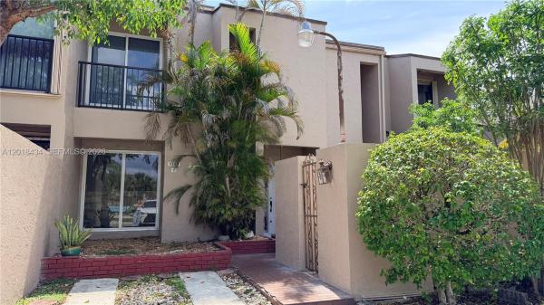 9155 Fontainebleau Blvd #6, Unincorporated Dade County, Florida 33172, image 1