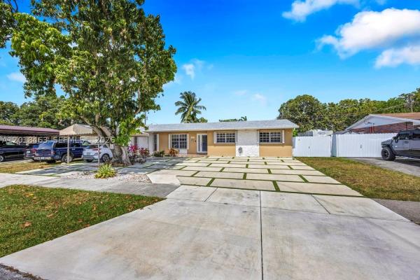 15725 SW 102nd Pl, Unincorporated Dade County, Florida 33157, image 3