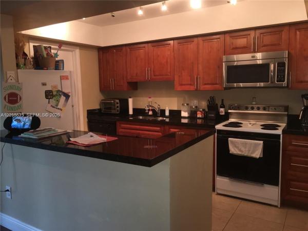 8401 SW 107th Ave #278E, Unincorporated Dade County, Florida 33173, image 2