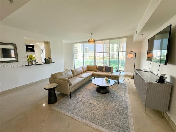 The Parc At Turnberry Isle, 19400 Turnberry Way #531, Aventura, Florida 33180, image 1