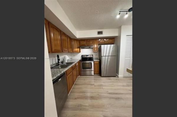 Lakewood At Emerald Hills, 3700 N 56th Ave #1012, Hollywood, Florida 33021, image 2