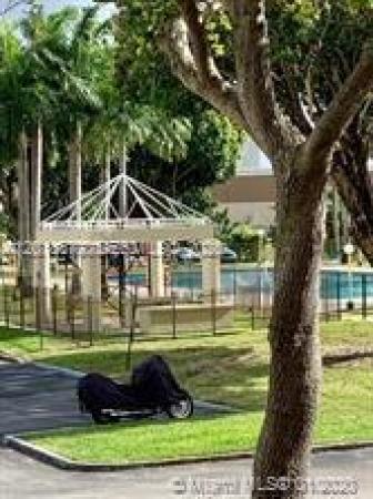 9350 Fontainebleau Blvd #204, Unincorporated Dade County, Florida 33172, image 2