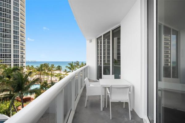 Trump Palace, 18101 Collins Ave #606, Sunny Isles Beach, Florida 33160, image 2