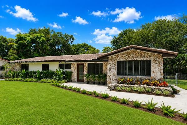 7220 SW 69th Ct, Unincorporated Dade County, Florida 33143, image 1