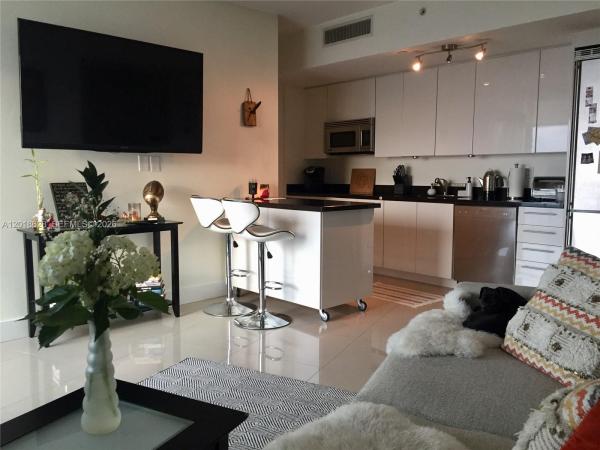 Mint At Riverfront, 92 SW 3rd St #4106, Miami, Florida 33130, image 1