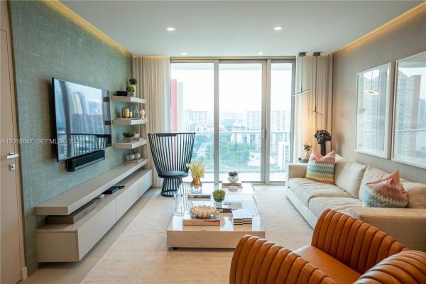 Parque Towers, 330 Sunny Isles Blvd #5-1603, Sunny Isles Beach, Florida 33160, image 2