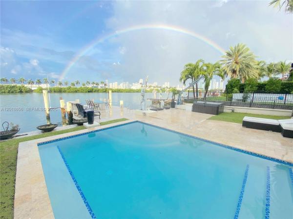 224 S Coconut Ln, Miami Beach, Florida 33139, image 1