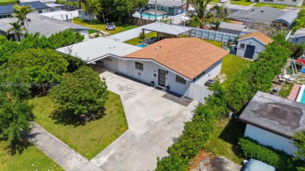 Cutler Ridge, 9955 SW 215th St, Cutler Bay, Florida 33189, image 1