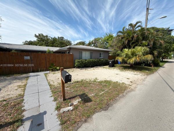 South Middle River, 600 NW 18th St #1-2, Fort Lauderdale, Florida 33311, image 1