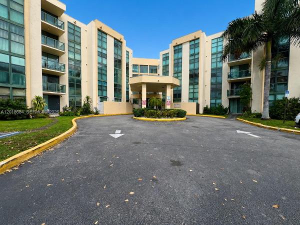 2075 SW 122nd Ave #207, Unincorporated Dade County, Florida 33175, image 1