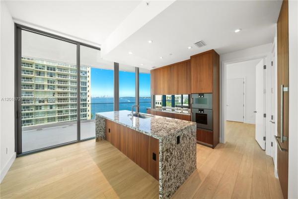 175 SE 25th Rd #804, Miami, Florida 33129, image 2