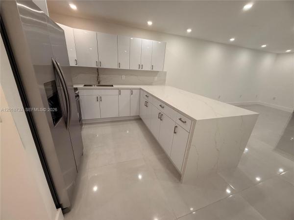 Palmetto Gardens, 6070 W 19th Ave #315, Hialeah, Florida 33012, image 2